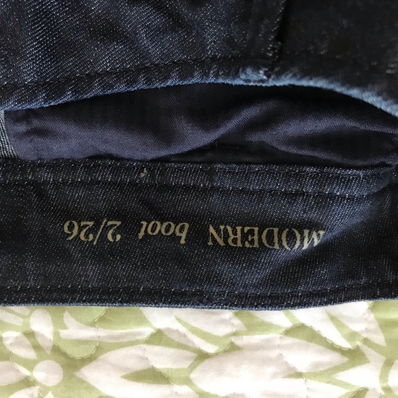 TALBOTS MODERN BOOT JEANS DARK WASH NWOT - Picture 4 of 5